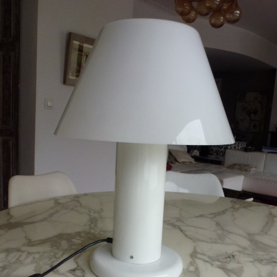 lampe blanche Guzzini