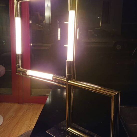 Lampe Quadra de Jacques Adnet, design Art déco, pièce intemporelle du XXe siècleintemporelle