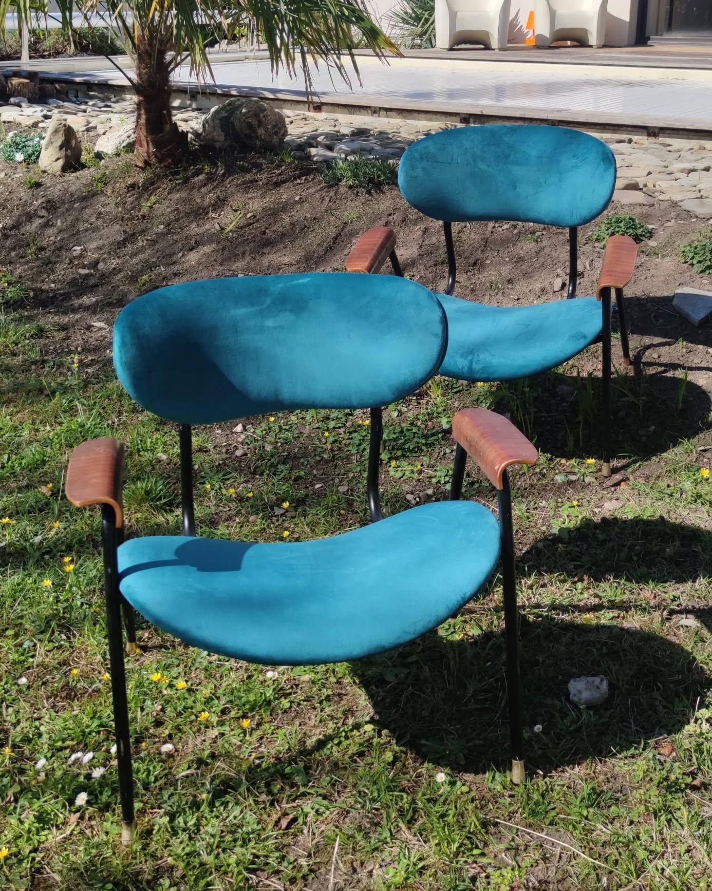 Paire de fauteuils Gastone Rinaldi en velours bleu canard, design italien années 60