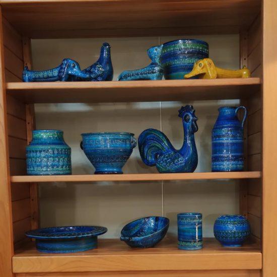 Collection "Rimini Blu" par Aldo Londi pour Bitossi : céramiques italiennes vintage, animaux en céramique, coqs et oiseaux en céramique