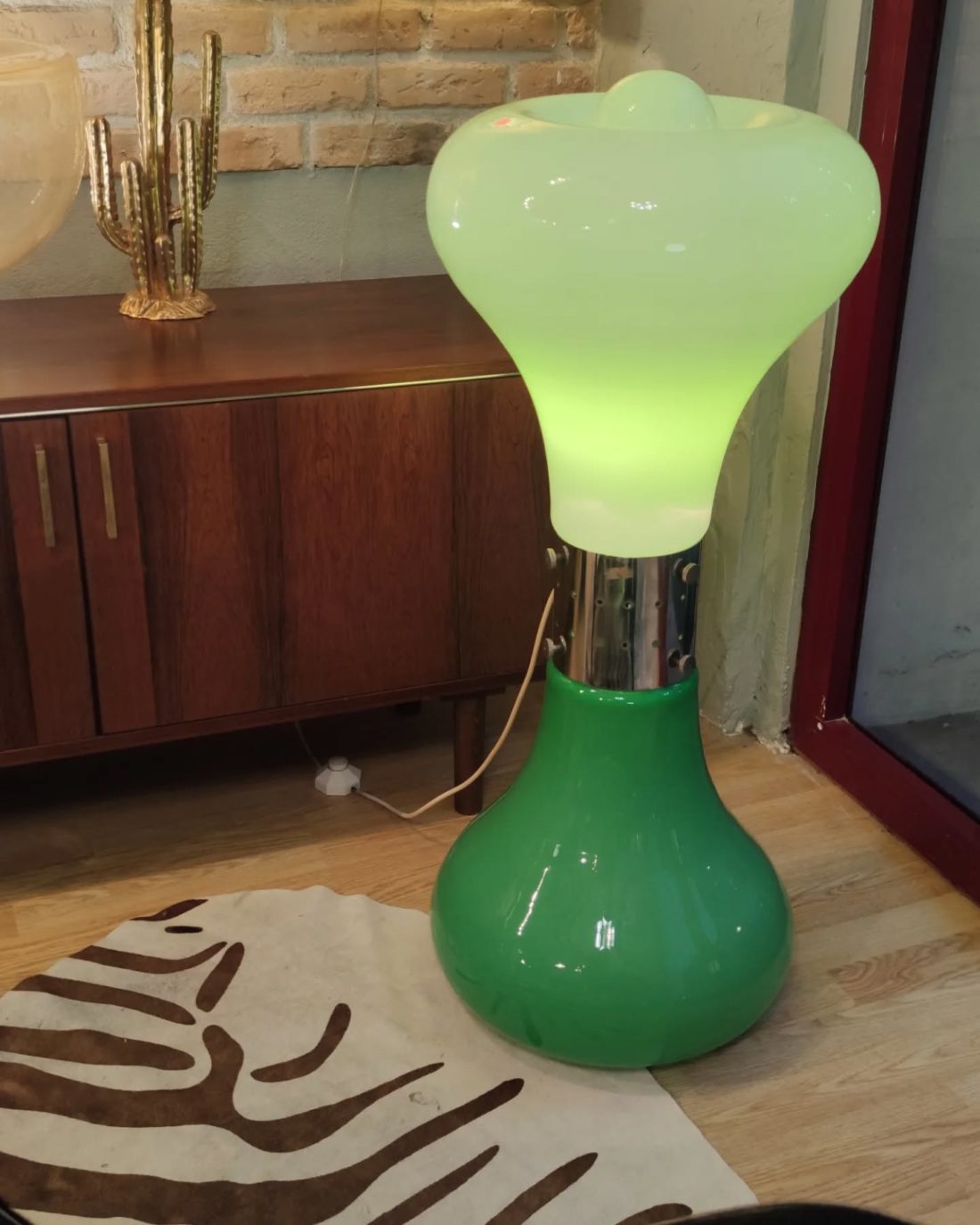Carlo Nason, lampe vintage, verre de Murano, design italien, années 1960, éclairage, couleur rare, Mazzega, sixties lighting, vert