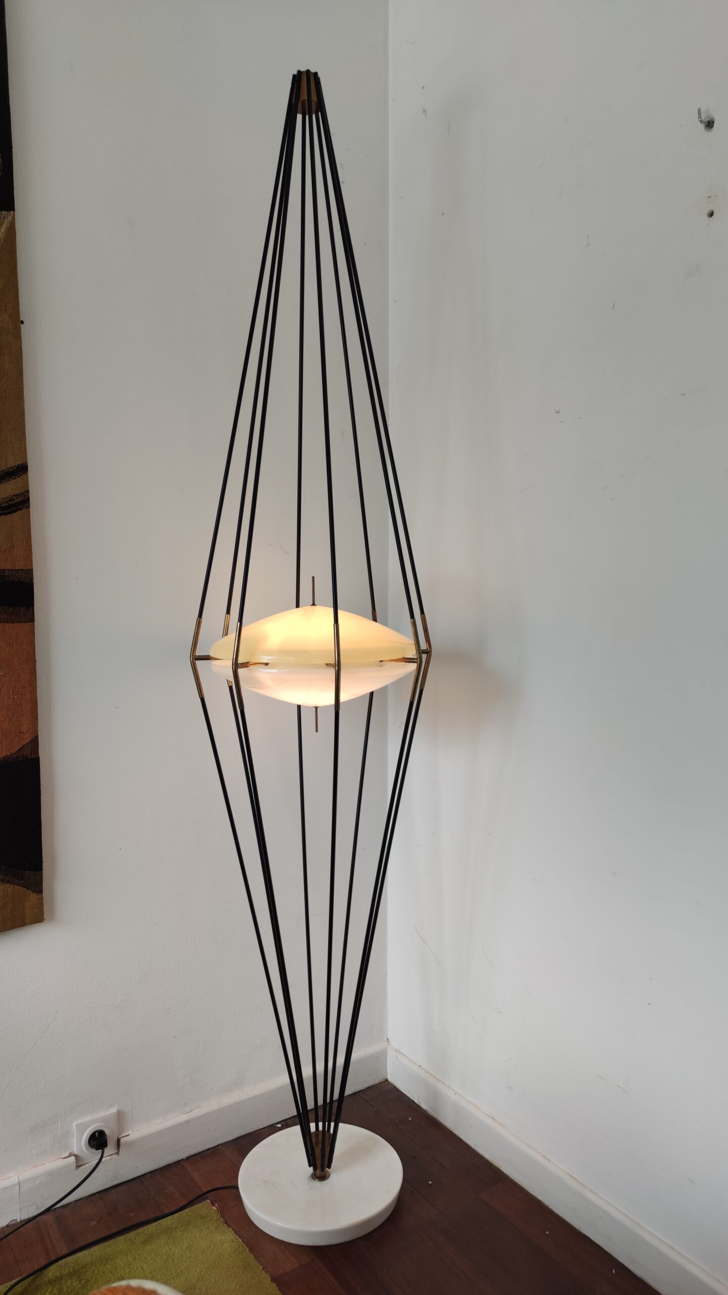 Lampadaire Siluro, Ettore Sottsass, Angelo Lelli, Arredoluce, design italien 1957, luminaire vintage