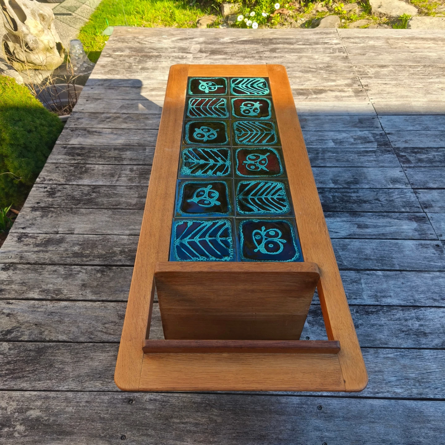 Table basse Guillerme et Chambron années 50, céramique Danikowski, design français, porte-revues vintage